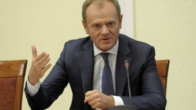 391848_donald tusk 676x471.jpg