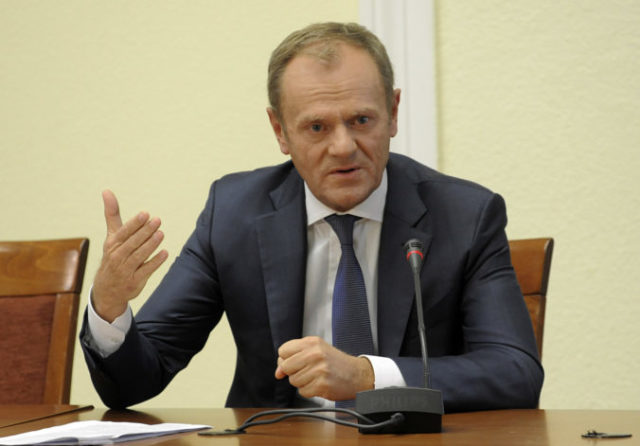 391848_donald tusk 676x471.jpg