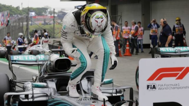 392572_lewis hamilton 676x451.jpg