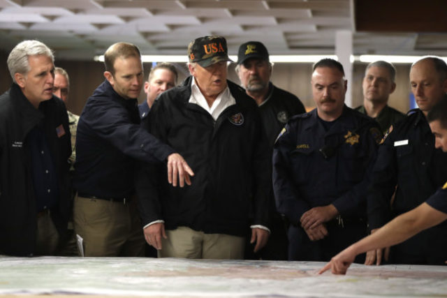 393348_trump_california_wildfires_28031 f209804a582d4af49f9bde57bf5d18d0 676x451.jpg