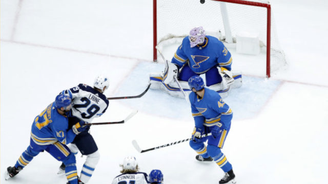 394157_jets_blues_hockey_19535 5e23f66087cb4db7ad11d14a62fa1f3b 676x476.jpg