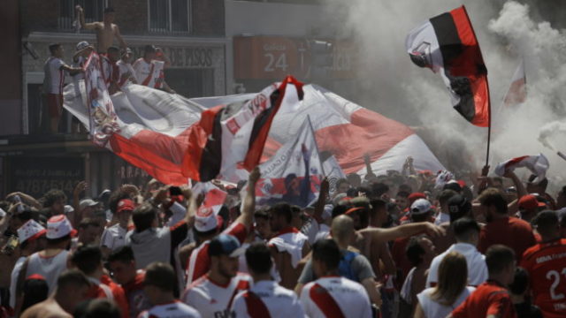 394175_argentina_soccer_copa_libertadores_19798 268c1824311f4b13bbeda86f359357f8 676x451.jpg