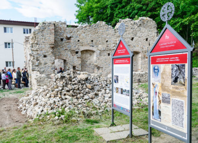 394251_zobor 676x488.jpg