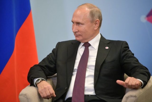 394429_vladimir putin 676x453.jpg
