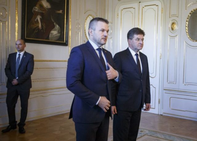 395821_peter pellegrini miroslav lajcak 676x484.jpg