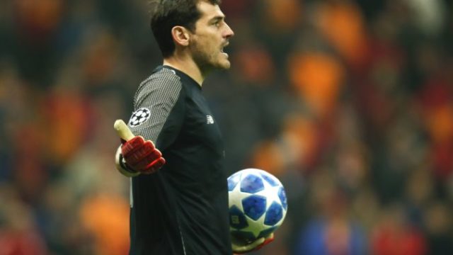 396242_iker casillas 676x487.jpg