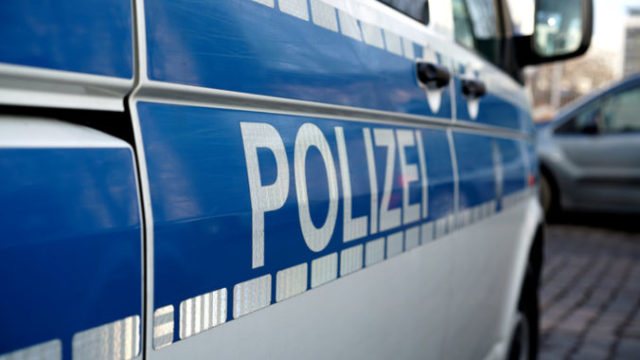396970_nemecka policia 1 676x451.jpg