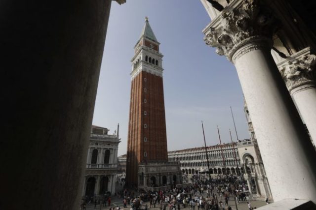 397906_italy_venice_tourist_charge_45701 1cef0d5f832c4859b019c9d6beb4ef8d 676x451.jpg