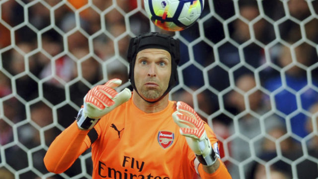 399408_britain_soccer_cech_24063 e93ad438c9364bce8ba68cfb3294441b 676x521.jpg