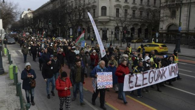 399927_hungary_politics_protest_36817 d58ca4a11962426198151ac325eedf0c 676x494.jpg