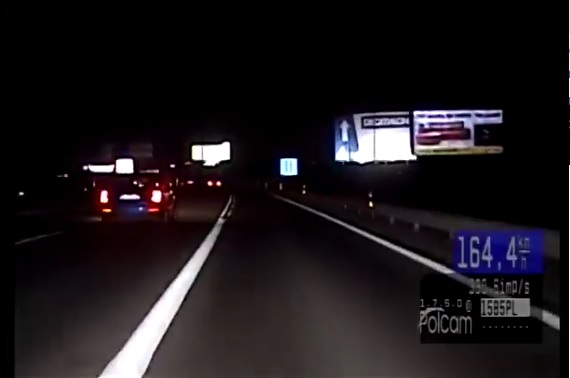 399980_policia_ strelba.jpg