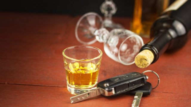400107_alkohol 676x450.jpg