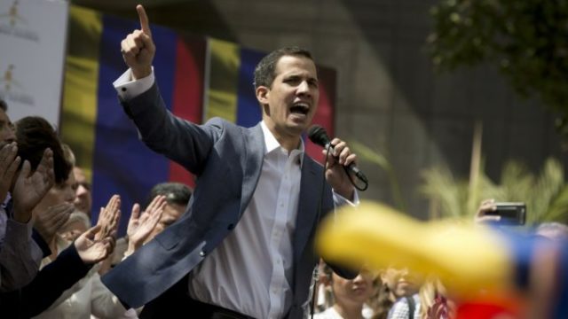 400426_aptopix_venezuela_political_crisis_21895 8732ef3a238840e6b76ebc2abe02a0f2 676x454.jpg