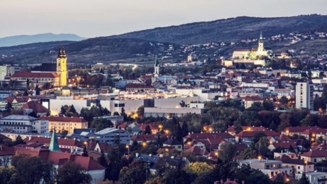 400493_nitra 676x448.jpg