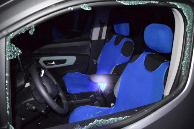 400583_auto 2 676x451.jpg