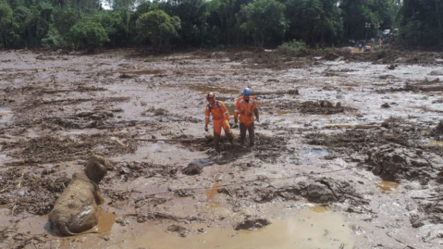 400837_brazil_dam_collapse_61228 6444dd72add74ff68fc64d1cbff98c53 676x454.jpg