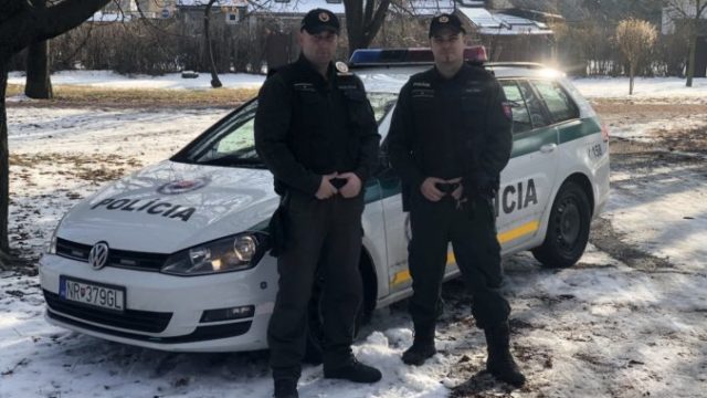 401737_policia 1 676x507.jpg