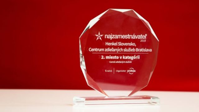 401835_the best employer award._henkel_slovensko1 676x451.jpg