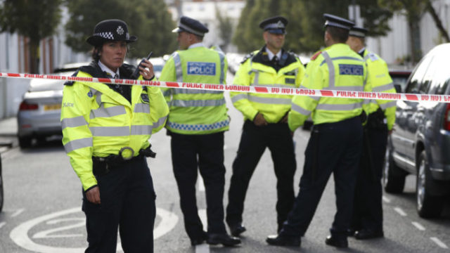403462_britain_subway_incident_40493 d7400cc165074f328e6f8d6f5c9454cc 676x451.jpg