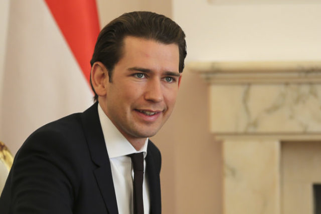 403520_kurz 676x451.jpg