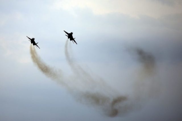 403587_31 676x451.jpg