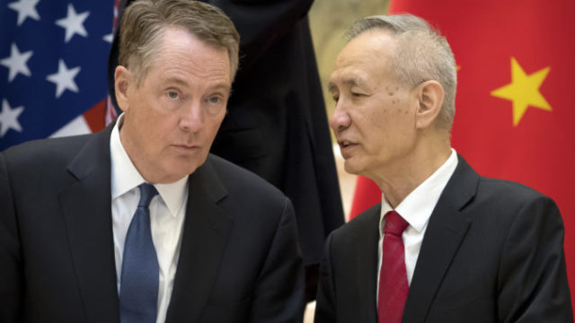403765_china_us_trade_talks_07252 fbcb14be7df748a39d3f9a78e786fb09 1 676x451.jpg