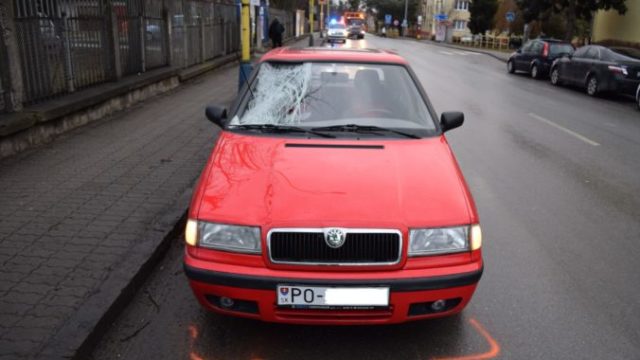 403800_5 9 676x424.jpg