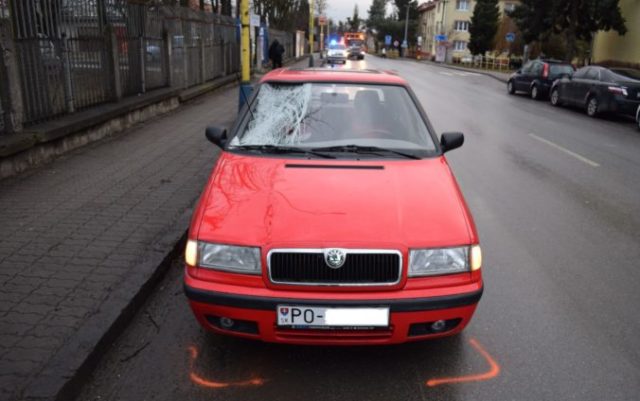 403800_5 9 676x424.jpg