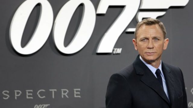 404037_daniel craig 676x416.jpg