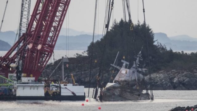 404205_norway_ship_collision_88806 6c2e5d37718c495cbdfa5905c776a67a 676x463.jpg