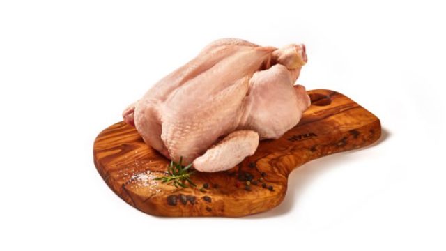 404243_tesco a erstva kuraa 676x451.jpg