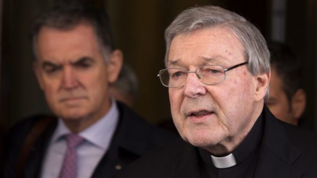 404287_kardinal george pell 676x437.jpg