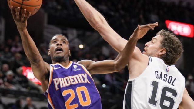 404660_suns_spurs_basketball_93908 db234509da514133b8b673950652624f 676x525.jpg