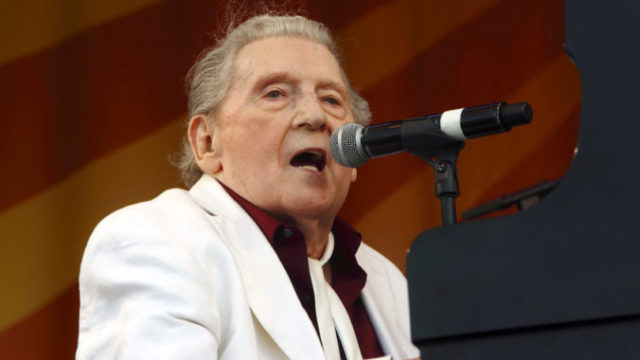 404667_people_jerry_lee_lewis_24426 2756d1029d904a3a9a88ba57647376ef 676x474.jpg