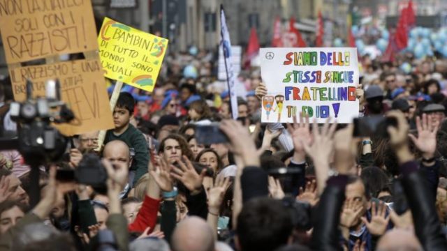 404683_italy_anti_racism_demonstration_28832 a0bd4070957e4894a4bd855d0243146d 676x510.jpg