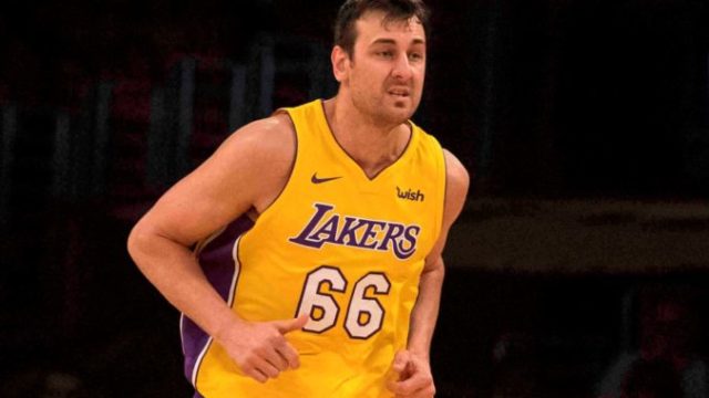 405185_australia_basketball_bogut_77104 48c263b11466465cb8e571ae75809722 676x436.jpg