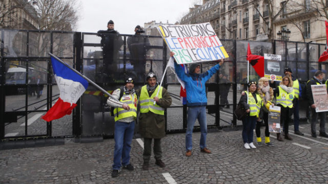 405460_france_protests_62055 fec57e0eb7a0483b82825ec6393e0b75 676x388.jpg