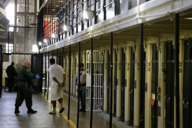 405791_california_death_penalty_moratorium_13439 f170e25a2e8e4e45b1c3b456a21aa5bd 676x451.jpg