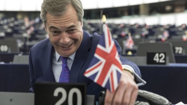 405795_nigel farage 676x451.jpg