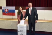 406223_andrej kiska martina kiskova 676x448.jpg