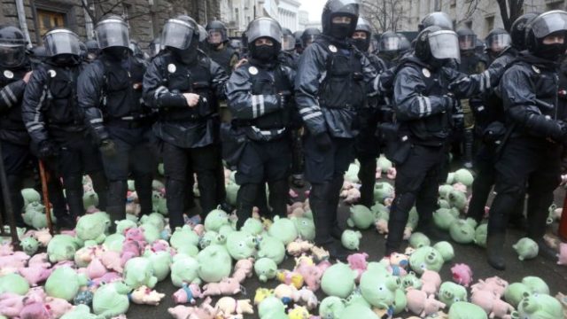 406253_aptopix_ukraine_far_right_protest_03027 8fc72ee56d184a4dac707936b2d6a0eb 676x451.jpg