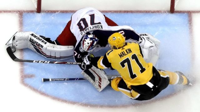 406437_jevgenij malkin nhl pittsburgh penguins 676x451.jpg