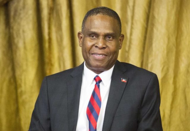 406555_jean henry ceant 676x467.jpg