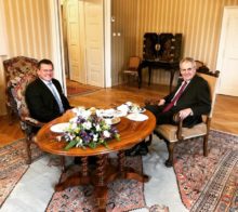 407183_maros sefcovic milos zeman 676x601.jpg