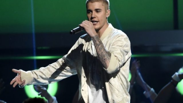 407465_justin bieber 676x487.jpg