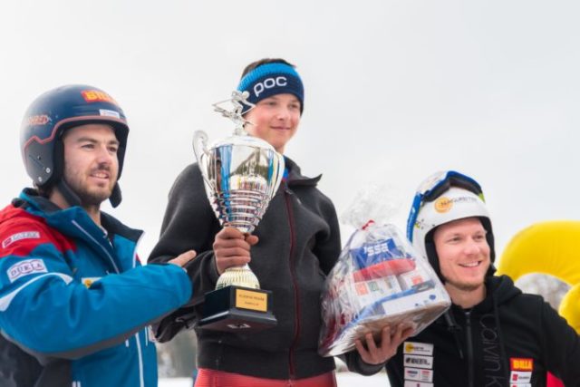 407488_vitaz zampa cup 676x451.jpg