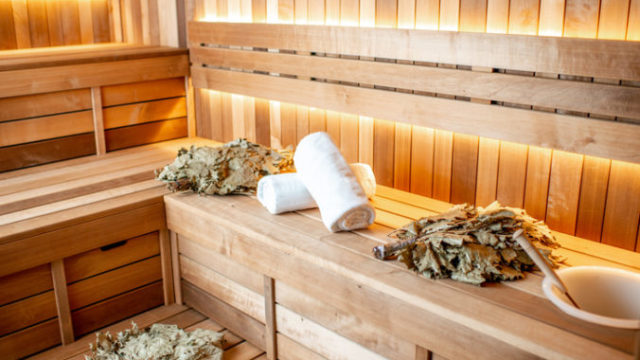 408191_sauna 676x451.jpg