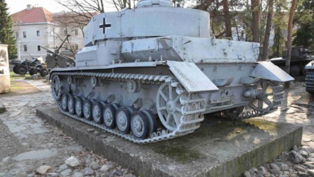408343_tank 2 676x451.jpg