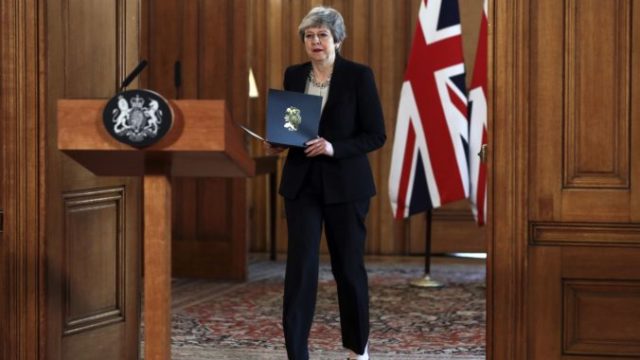 408424_theresa mayova 676x451.jpg