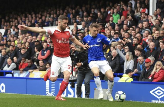 408834_shkodran mustafi lucas digne 676x441.jpg